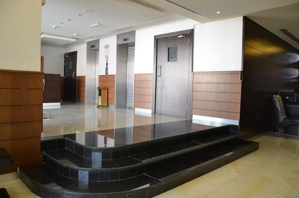 Reef Hotel Aparts Adzsmán Kültér fotó